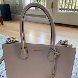 Michael Kors Selma Medium Top Zip Satchel Bag